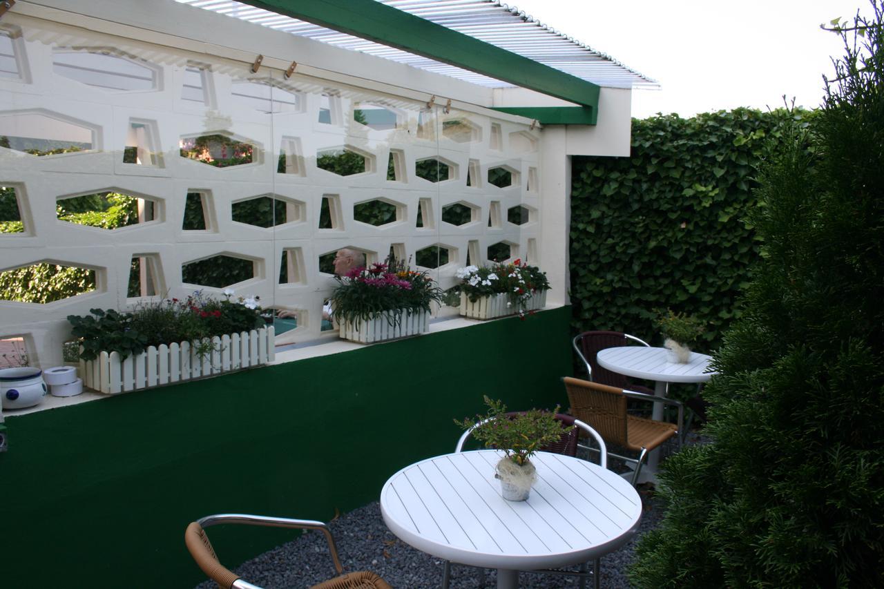 Hotel Haus Wittwer Emden Kültér fotó